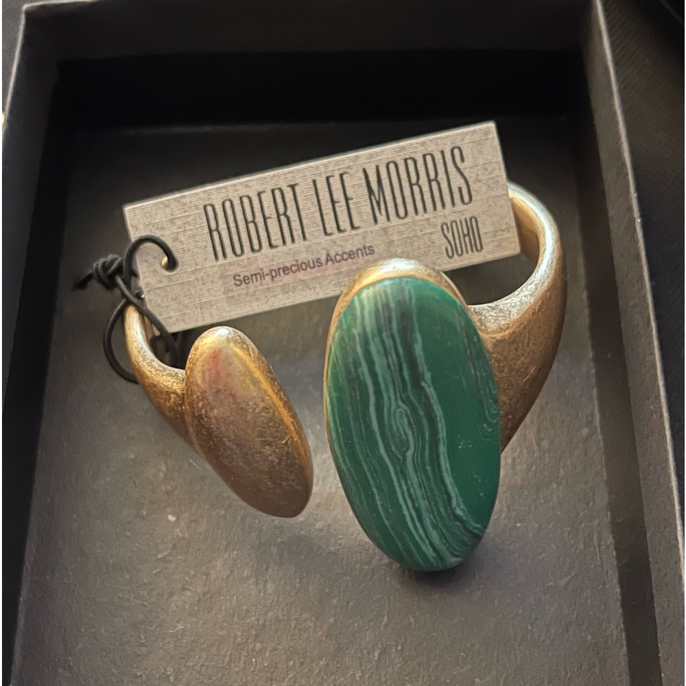 New with tags Robert Lee Morris green semi-precious and brass hinged bracelet!
